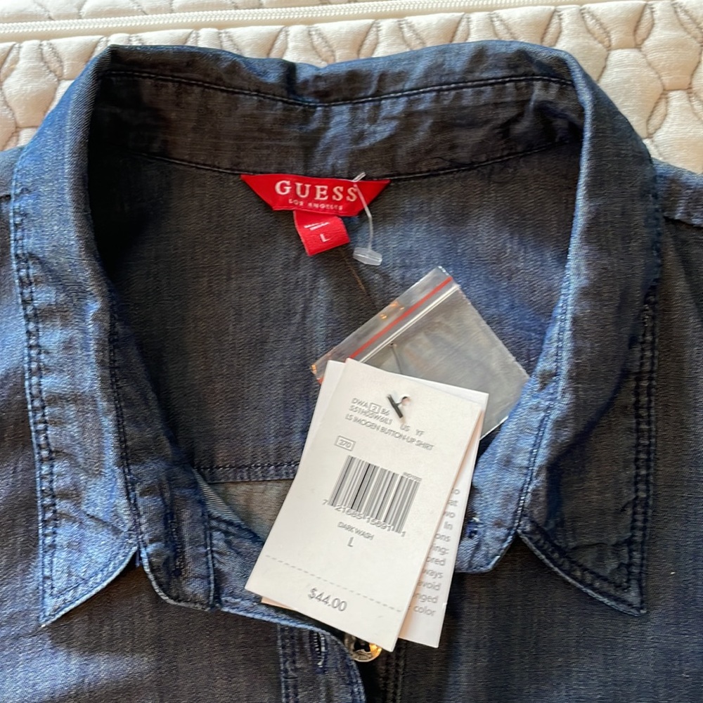 NWT Guess Los Angeles Dark Wash Button Up Shirt Size L